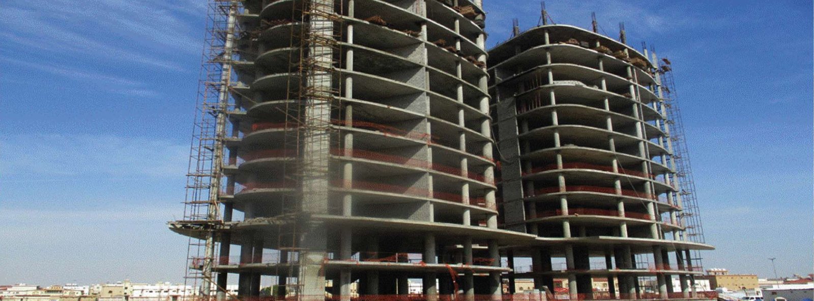 برج GCCC في الدمام أثناء التنفيذ